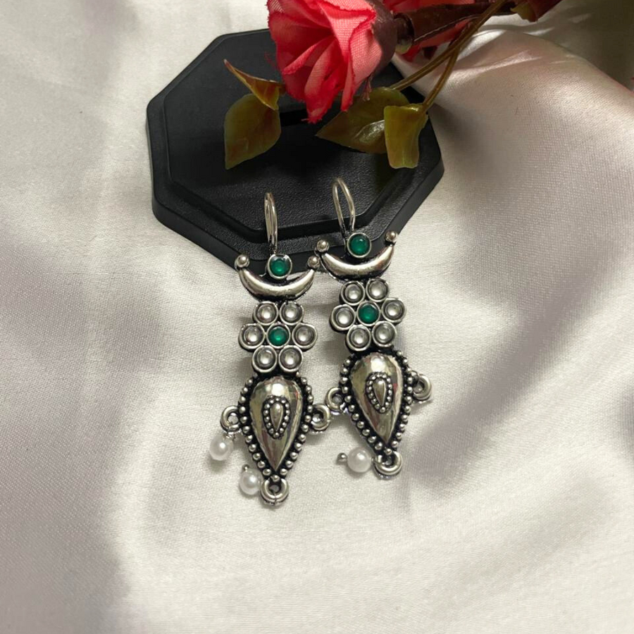 CHANDRAKOR EARRING