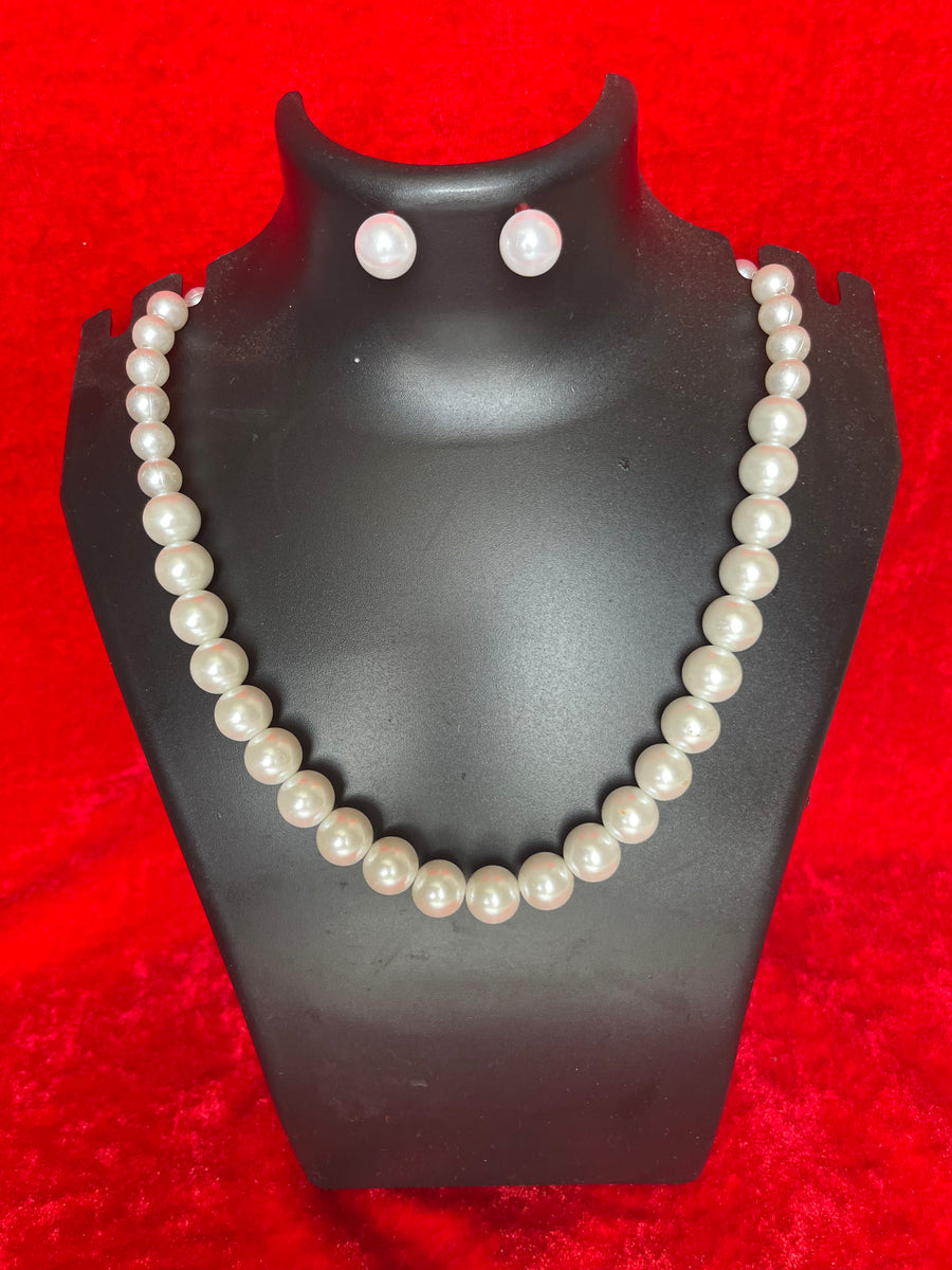 WHITE MOTI MALA