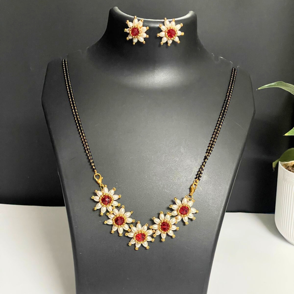 RED PARIJATAK MANGALSUTRA