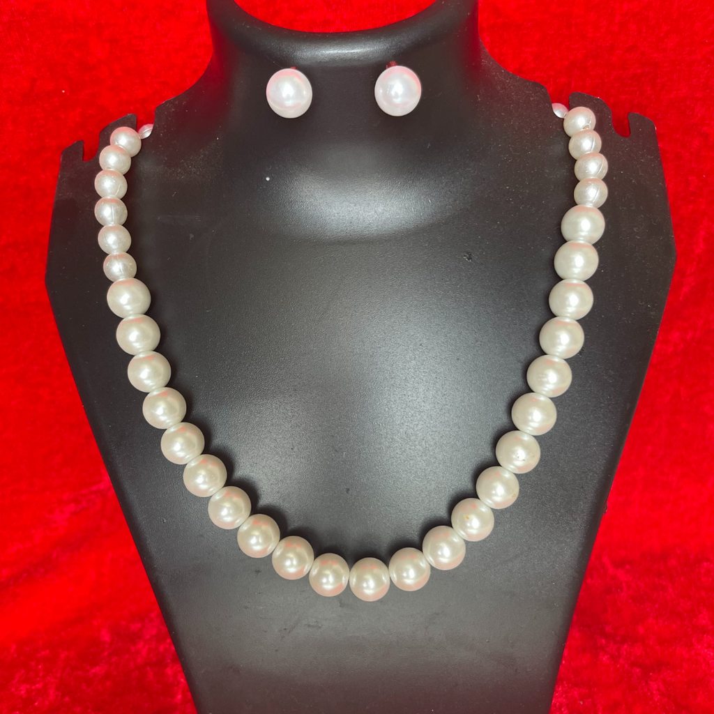 WHITE MOTI MALA