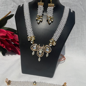 White kundan long neckless