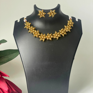 GOLDEN CHOKER