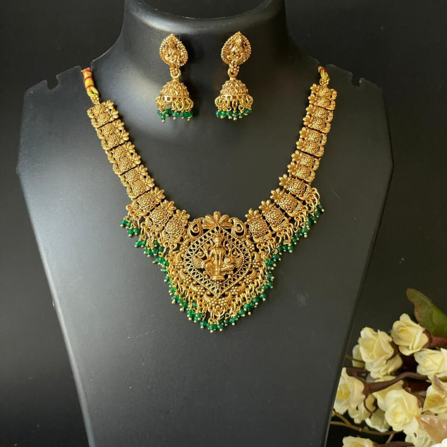 green temple choker