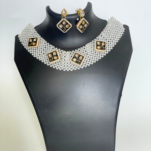 HANDMADE BLUE CHOKER